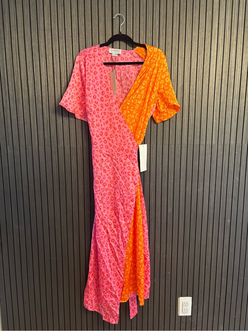 BRAND NEW - Never Fully Dressed Dopamine Cheetah Print Satin Wrap | size M
